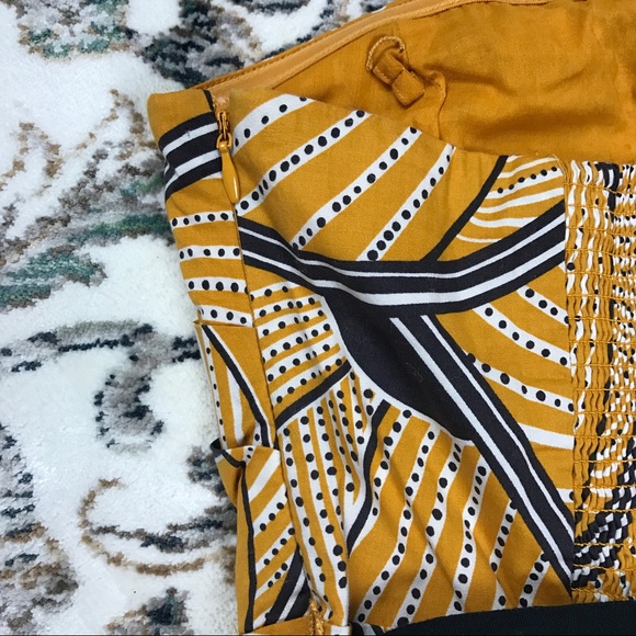 Anthropology Brand "Floreat" Strapless Top. - Picture 4 of 8